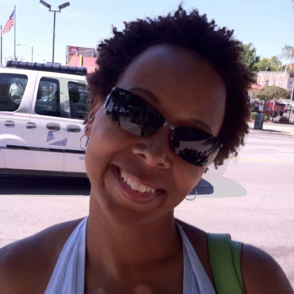 A Pittsburgh girl living in Birmingham, MI. Fitness lover. Amateur DIYer. NIttany Lion. Big Time Steeler Fan. Civil Engineer/Project Manager. Mom and Wife.