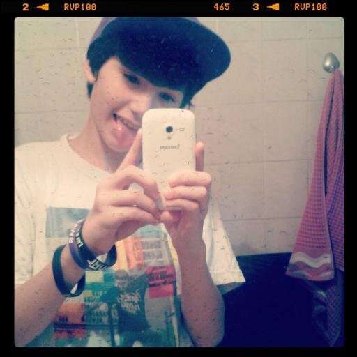 Seguime acá @TomyDrewOK ☺☺