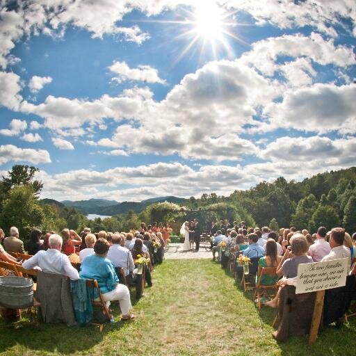 This beautiful wedding venue offers a once in a lifetime backdrop for your special day!