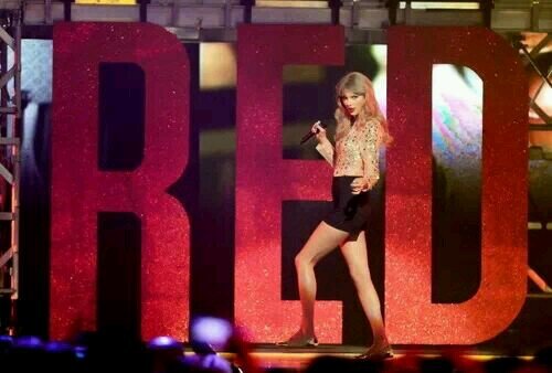 Taylor Swifts fb