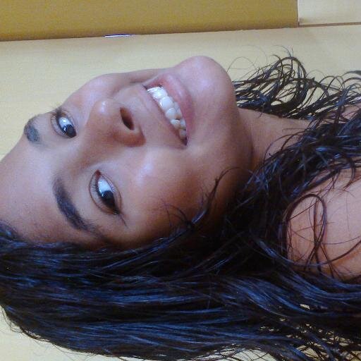 1 beijo para quem me ama e milhoes para quem me odeia
