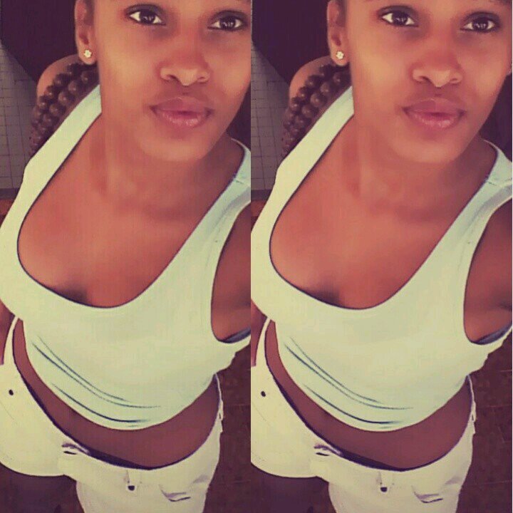 #Teamétoile# Étoile ds ls yeux ms coeur incertain #JeDomineDansMonMonde# Follow me et jte fOllow Back ;)