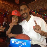 Robert Adelson (@adeslonr) 's Twitter Profile Photo Robert Adelson (@adeslonr) 's Twitter Profile Photo