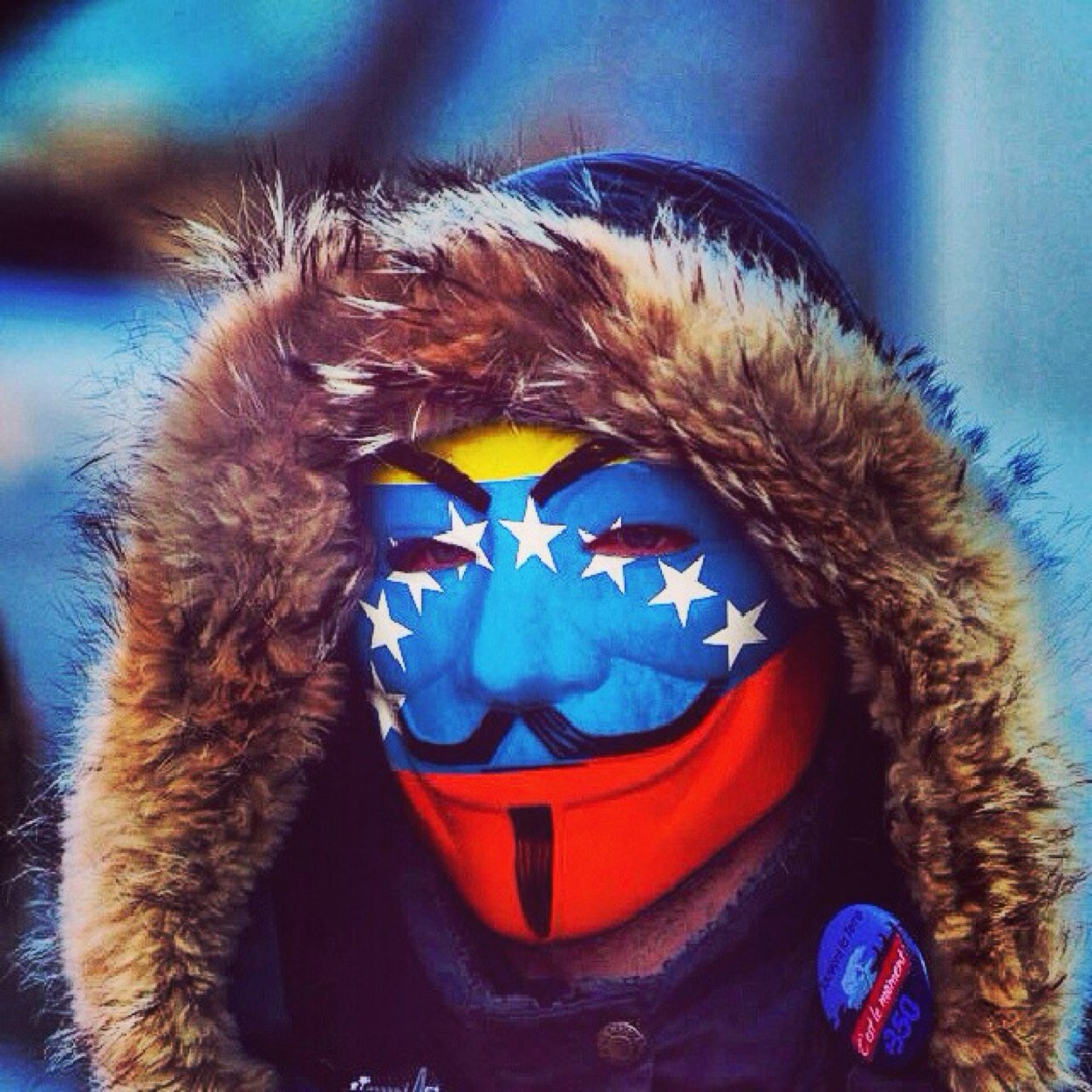 ANONYMOUS. Realistas, con derecho al igual que todos los venezolanos sacaremos este país adelante. Estudiantes unidos!