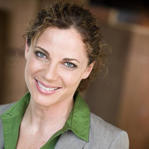 Dr. Olga Shaposhnikov and the team at Allure Dental Specialists, offering the best in periodontic and prosthodontic dentistry in NYC.