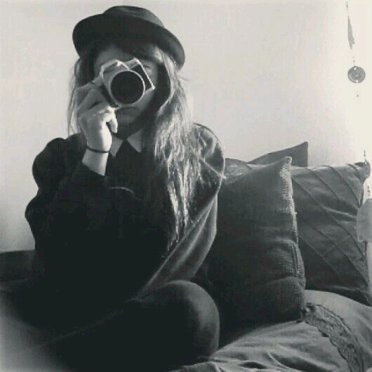 Just random tweets ∞                                                                                        Volg m'n boo @diamondx_x !X