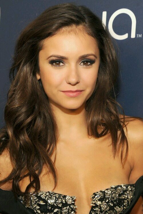 25. Búlgara. Actriz The Vampire Diaries. #RolFamosos