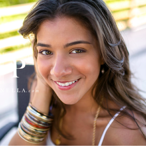 maison_francis's profile picture. 