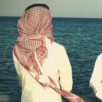 لُآ تٌدِع غيَرگ يَلُۆنْ حٍيَآتٌگ فَربْمآ لُآ يَملُگ بْيَدِہ سۆﮯ قلُم آسۆدِ