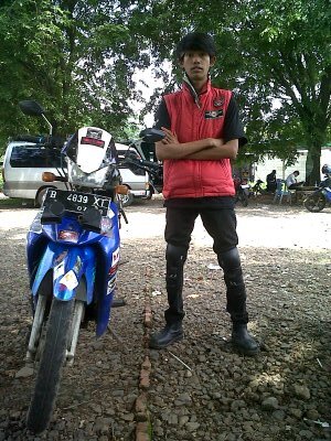 Waketum di SRC (Secret Rider's Community)chapter Bekasi || @Mustikadw ♥|| my pin : 76487583