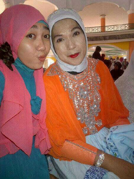 It's Me...my life is my story, syng mama papa!perjuangan blm berakhir,ksihi kami ya Allah ridhoi stiap lgkh mnuju kebaikan amin