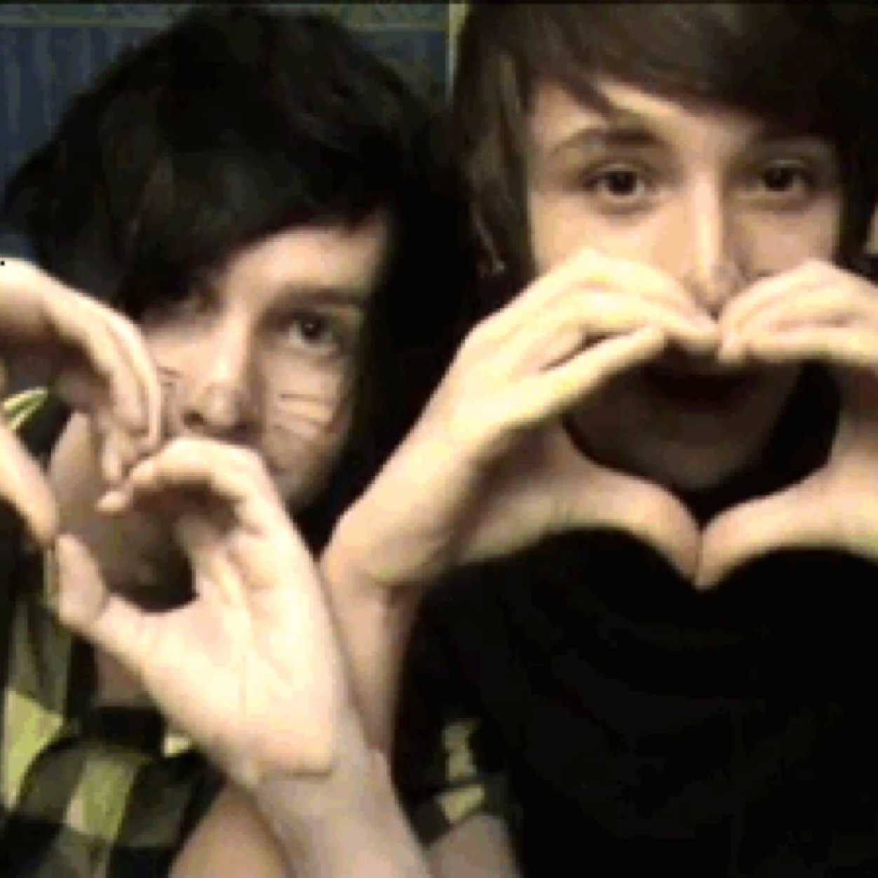 HELLO THERE FRIENDS I LOVE YOU LOTS LIKE JELLY TOTS HOPE YOU HAVE A WONDERFUL FANTASTIC DAY BE HAPPY YA LIL NUGGETS