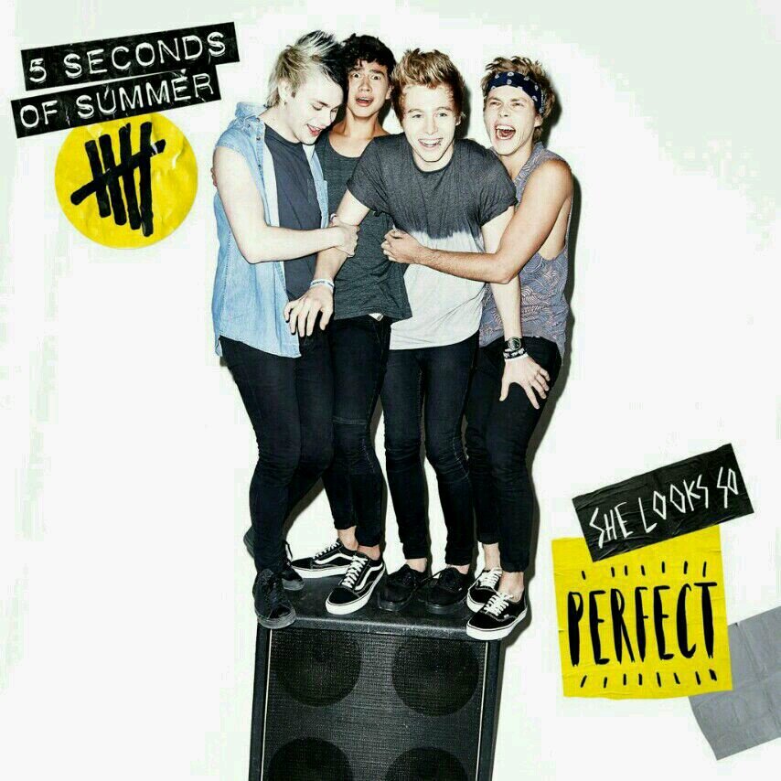Primera cuenta de 5SOS en Sevilla, si eres de Sevilla y te encanta 5 Seconds Of Summer, síguenos. Alba y Julia.