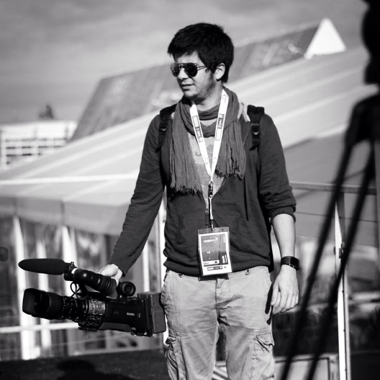 Journaliste et disciple de Dave Grohl — Président d'association #Culture #Art #Histoire.