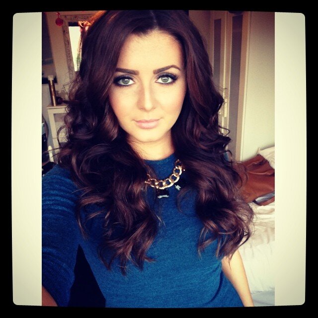 CharliKelsey's profile picture. Charli | 23 | London