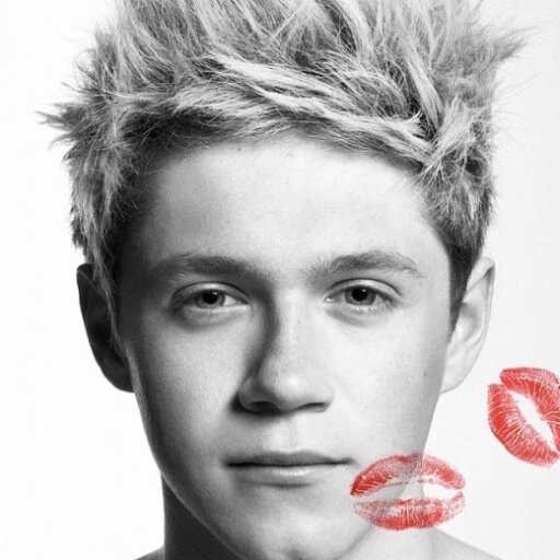 daymyloves's profile picture. just reminding you that you are niall's love @cackleharry