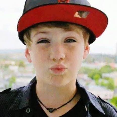 Directioner , Belieber , Rushers... Sigueme & Te Sigo