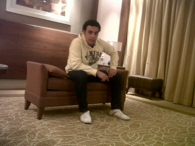 heshamultra's profile picture. 