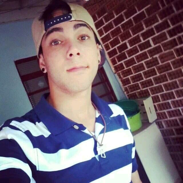 Im Brazil , 20 anos flamenguista roxo 3 WhatsApp: 9656-5168