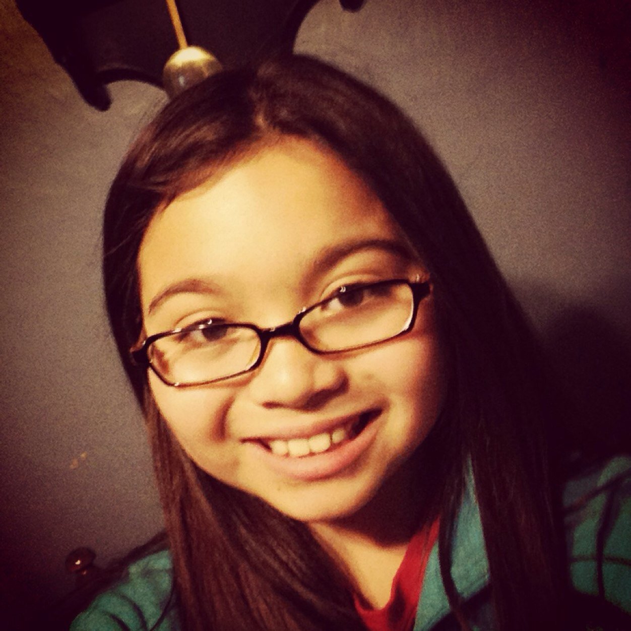I am a fun girl and if you follow me I follow you and I also love turtles