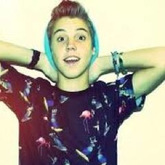 In love with the magon boys.. but Matthew is my favorite
