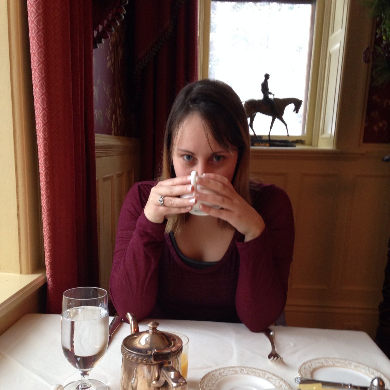 lareljess's profile picture. Special education major and a crazy cat girl