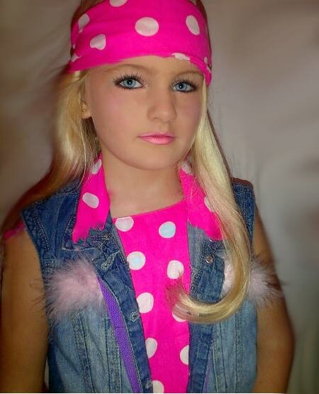The Official Fan Page Of Kerris Turner I Love Her! Folllow For Follow im a #Turner