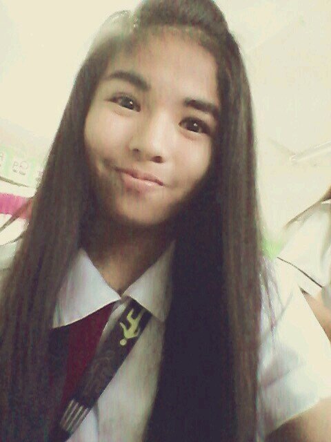 Smile is the best make up can girl wear ♥ 13 years old ♥ Hating me , won't make you pretty \m/ ♥ Tnhsian ♥ Twitter'Lover ♥ IloveKPOP ♥ ♥ Infinity & Beyond∞