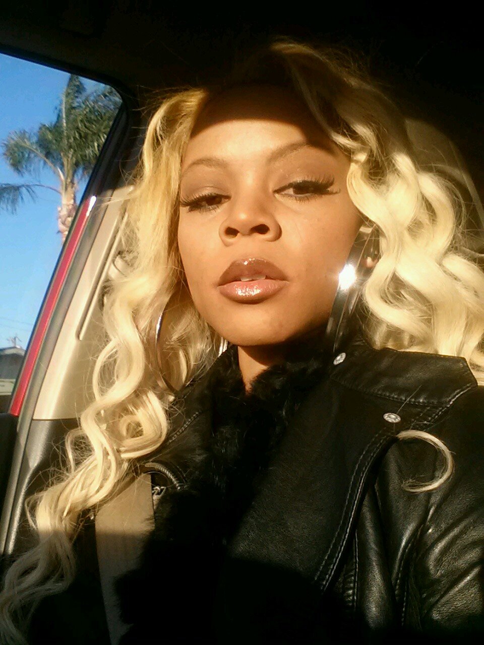 shedaish's profile picture. Confident is She. All i do is me. 102thisgirl@gmail.com