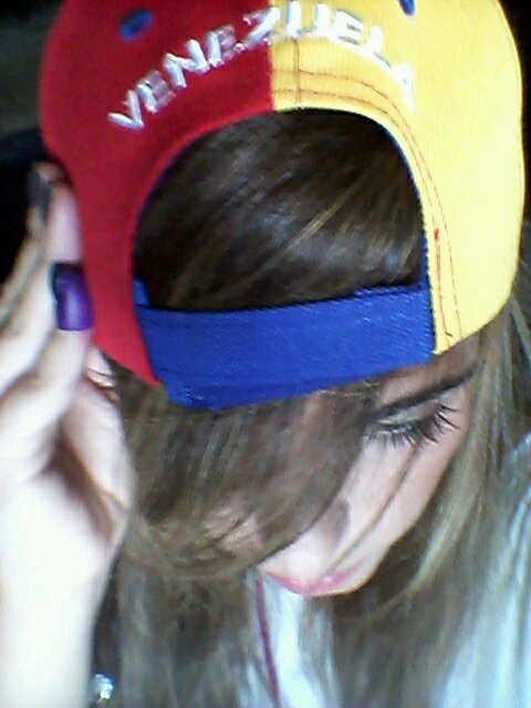 Mili_Mon's profile picture. 