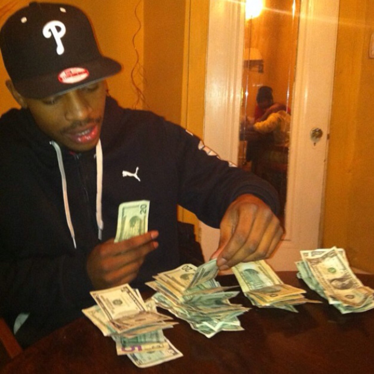 They Say Rappers in Philly Sound all alike Well Look Nigga thats A Stereotype! .... #OZent