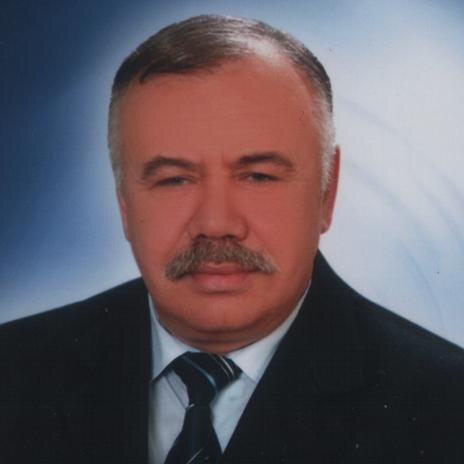 Beni bilen bilir. Tanımak isteyen de tweet atar. Şimdi ilgilendiğim iş EMLAKÇILIK