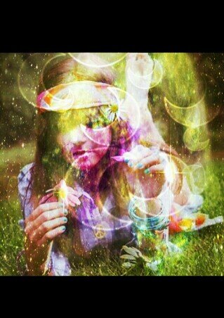 Walk this life like it's the last time your feet will kiss the ground. #MoonChild #GoodVibeTribe #Wander #StonerNation #OneLove #EDM #Hooper