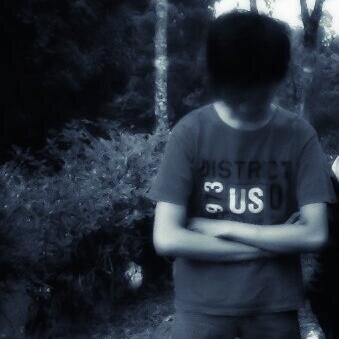 aku adalah pemulung kata-kata | 15thn belum dewasa, masih mencari jati diri, & berusaha jadi yg terbaik | My life is NOT just about ME | PIN : 74F5B859 | #COYG
