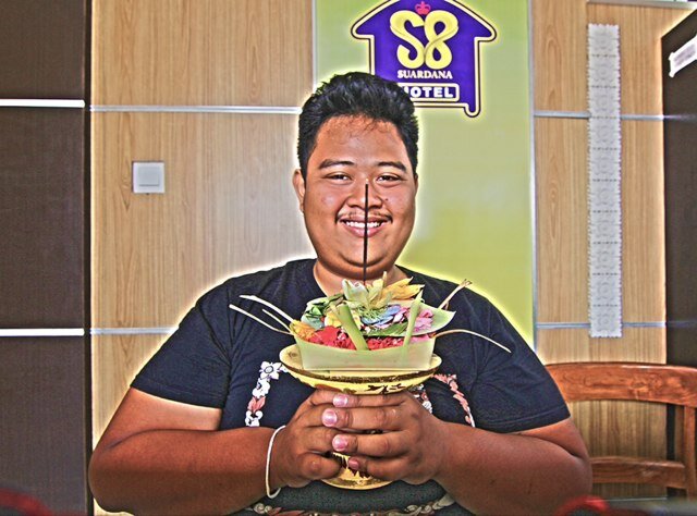 BrandonSuardana's profile picture. My father my hero B') , path : brandon suardana , instagram : BRANDONSUARDANA , facebook : brenden suardana