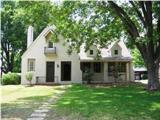houseofmack's profile picture. Happy couple with two sweet babies, lovin' the Lord, Southern Living, and Farming!