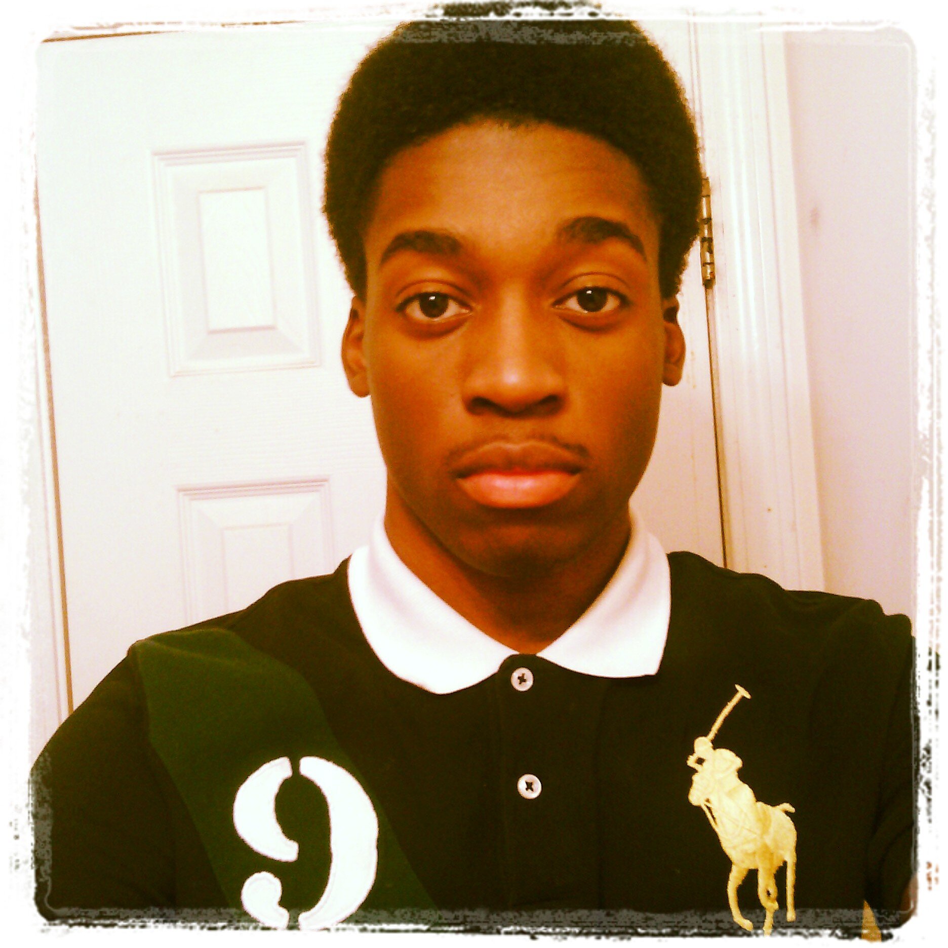 ThatBoy_Cliff's profile picture. ☜═㋡ FOLLOW THAT GUY Life can only be understood backwards, but it must be lived forwards.