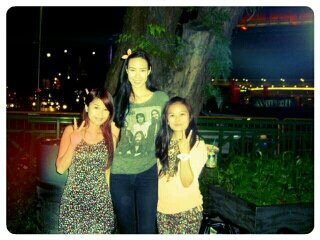FAMILY ♥ BSV ♥ interior design,I love plants and beautiful flowers bring peace in life !!! follow @intan_shop ☺