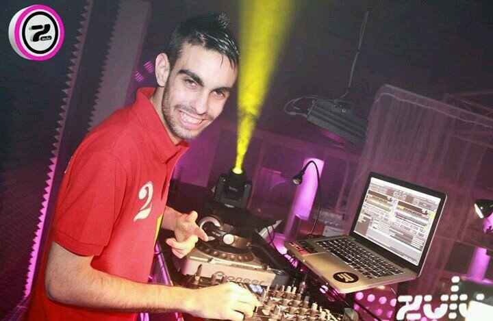 djdavidhuertas's profile picture. Dj - productor 
Residente de CAFE MAMBO BEACH (MATALASCAÑAS) Huelva y SALA CACHE (hueneja) Granada