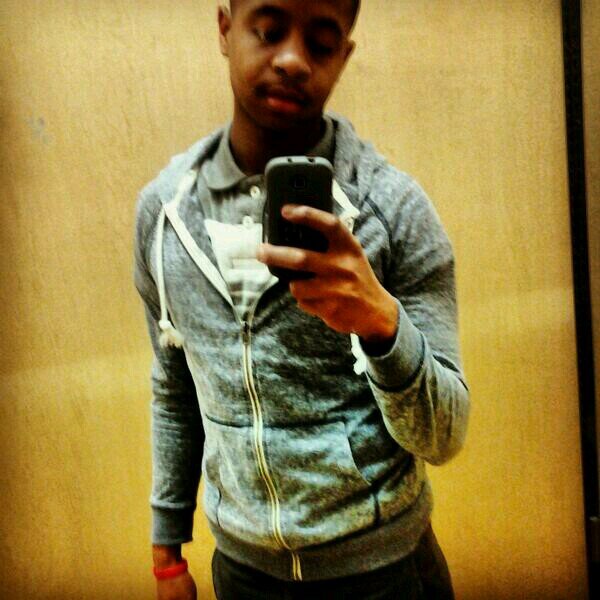 follow me and I'll follow back. tweet me sometimes too@