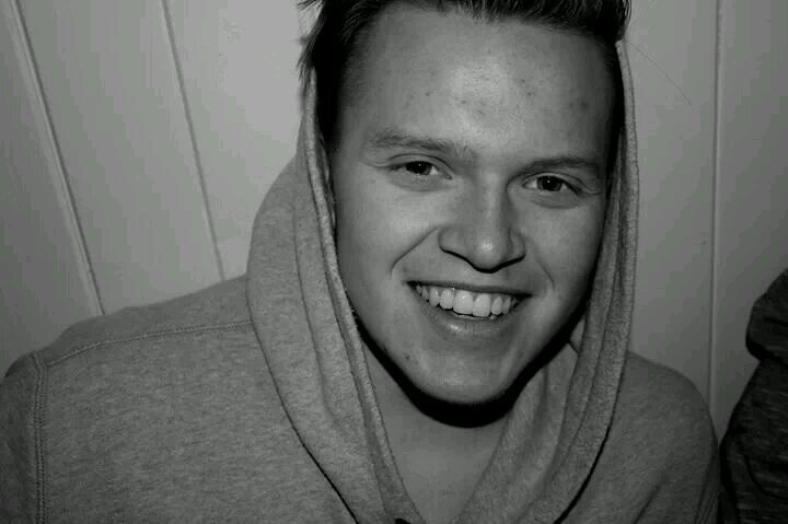 williambruvik's profile picture. Snapchat: willybooooy