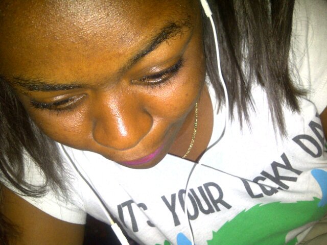 Wati_charmeuz02's profile picture. 