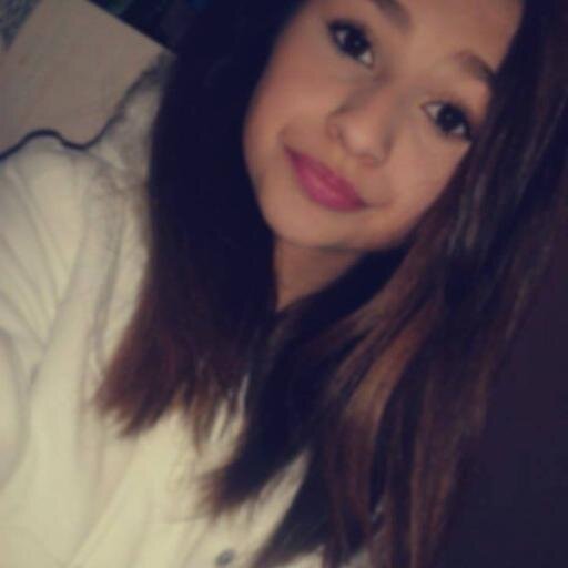 Chloéééééééééééééééééé.