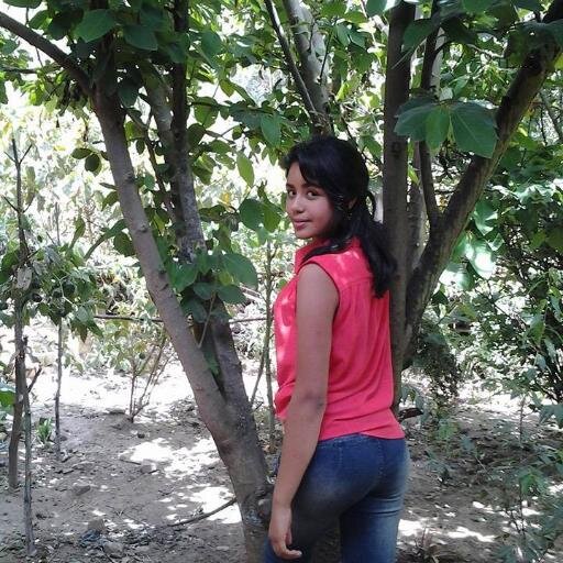 sandra/Espagnol/17ans/Lille. 
#métalleuse #TeamFamily #TeamSociable