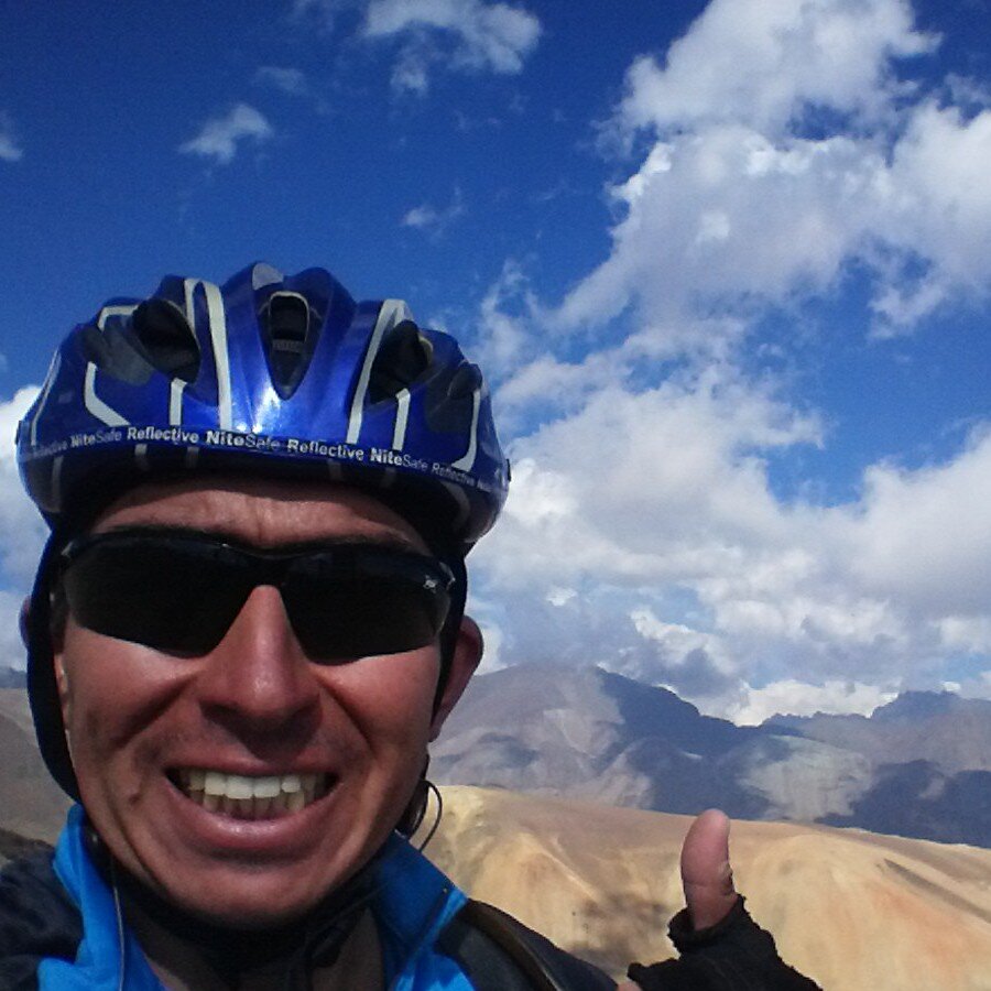 Deberíamos ser amigos, sé esconder un cadaver. #Everesting #brevet600