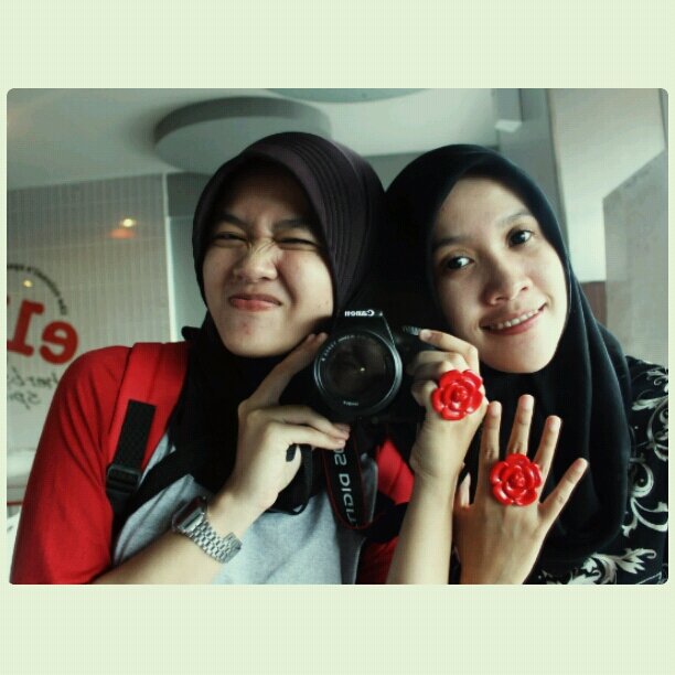 umiwsn's profile picture. Sukses itu wajib dan harus di capai | Jurusan Administrasi Perkantoran | http://t.co/nvGjroFc9W mujahadah