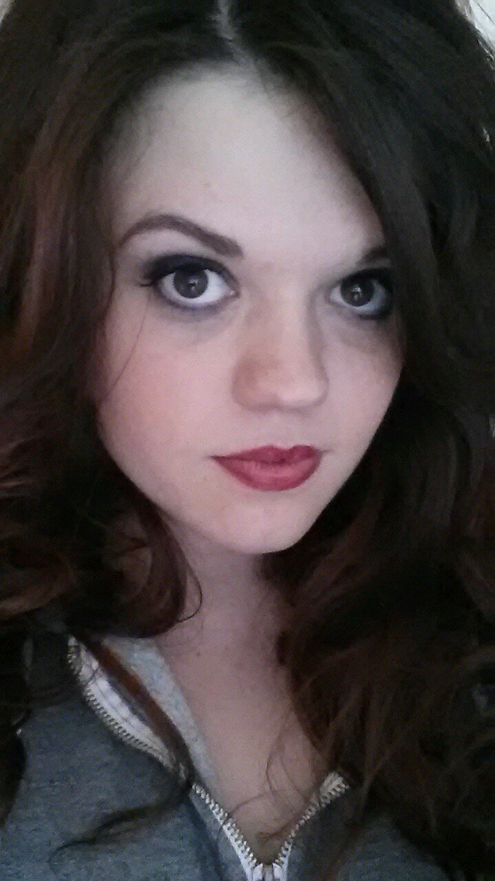 BeckyPodesta's profile picture. loves nothing more then a HUGE bar of chocolate...