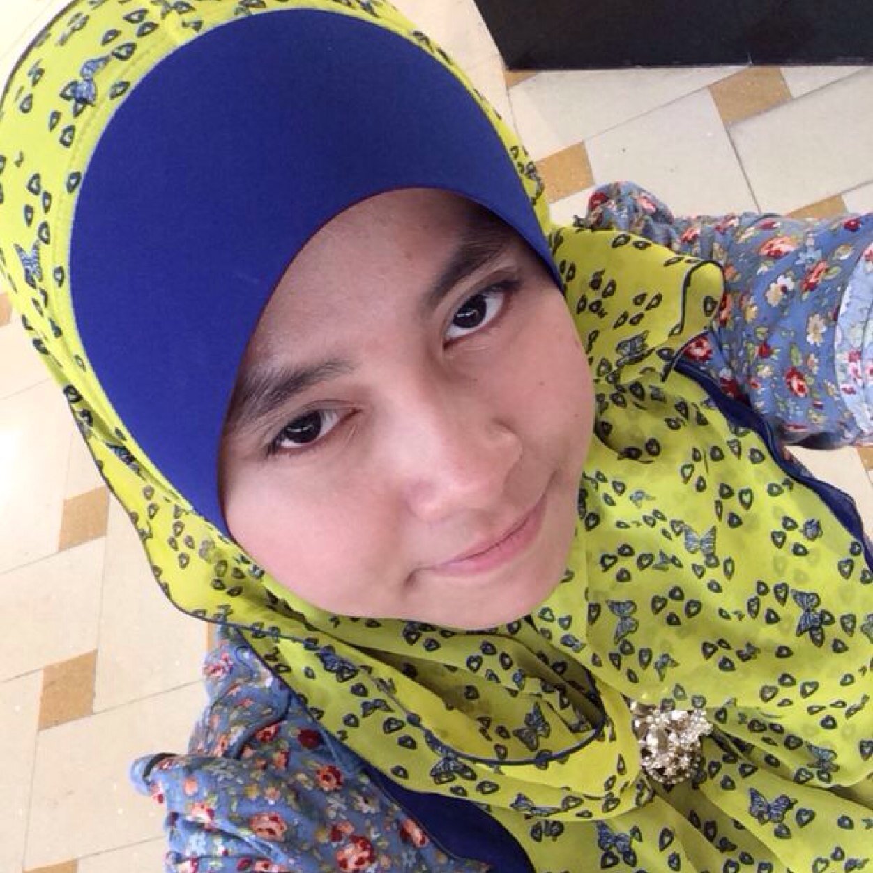 hazlinda18's profile picture. 