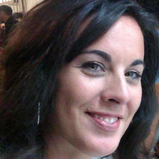 anayacampo's profile picture. Historiadora del Arte, lectora empedernida, cinéfila y conocedora del turismo y la gastronomía de @CyLesVida
Profesionalmente me dedico a la Gestión Cultural
