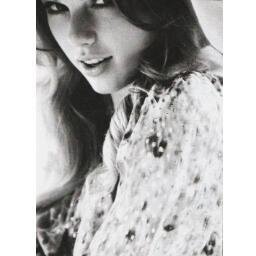@HeyItsSwiftyy